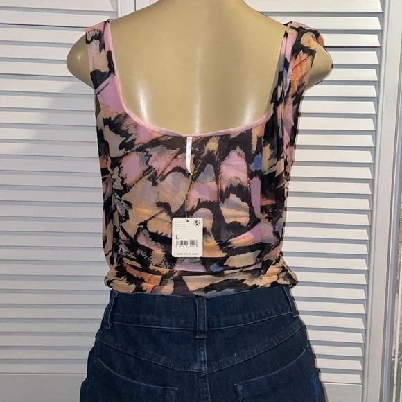 NWT Avenue Print Tank Top Size L - Picture 7 of 8